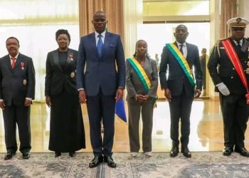 Oligui Nguema célèbre quatre personnalités emblématiques de la nation