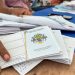 Affichage des listes et distribution des cartes électorales