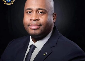 Pascal Kodjo Houangni Ambouroué, nouveau maire de Port-Gentil