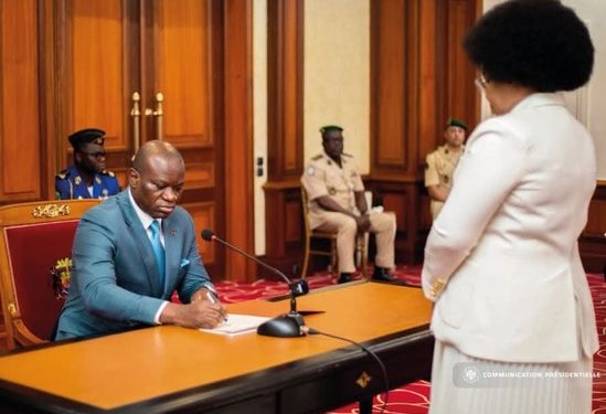 Quand la Constitution parle, l’État s’incline
