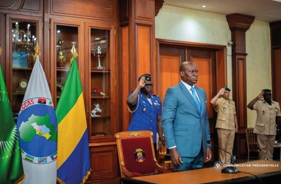 Sobriété de l'État au Gabon