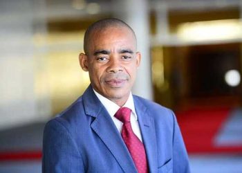 Gabon : à peine nommé ministre de la Communication, sans prestation de serment, Germain Bihadjow exposé en tenue d&rsquo;Adam et Eve