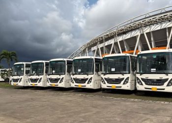 100 bus de Sogatra
