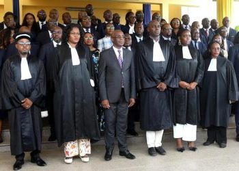 107 agents impôts