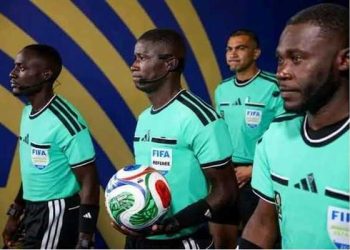 Trois arbitres gabonais