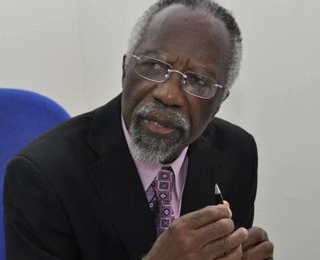 Le professeur Pierre-André Kombila Koumba
